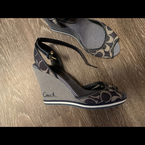 Coach wedges - Picture 1 of 2